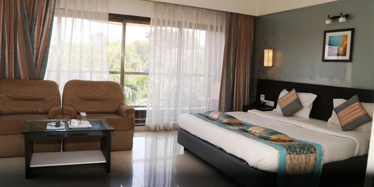 Hotel Princess Park Daman Bagian luar foto