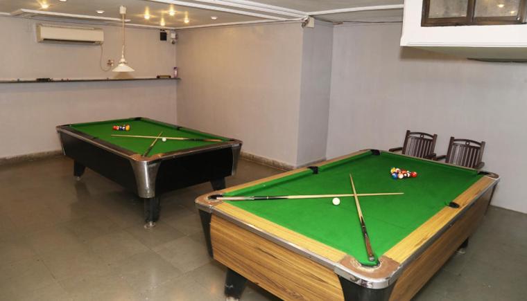Hotel Princess Park Daman Bagian luar foto