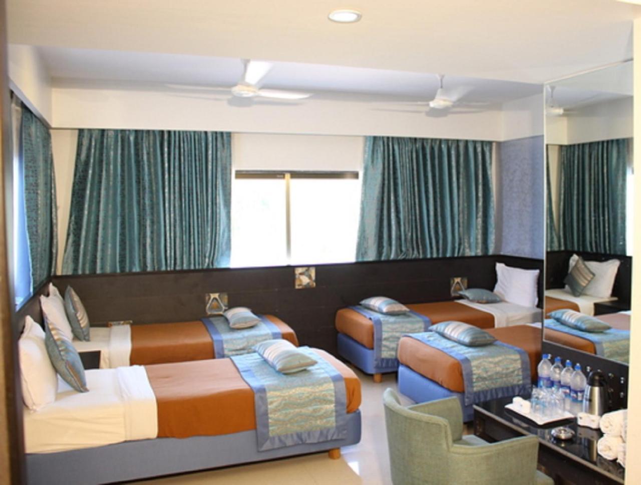 Hotel Princess Park Daman Bagian luar foto