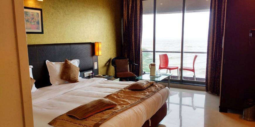 Hotel Princess Park Daman Bagian luar foto